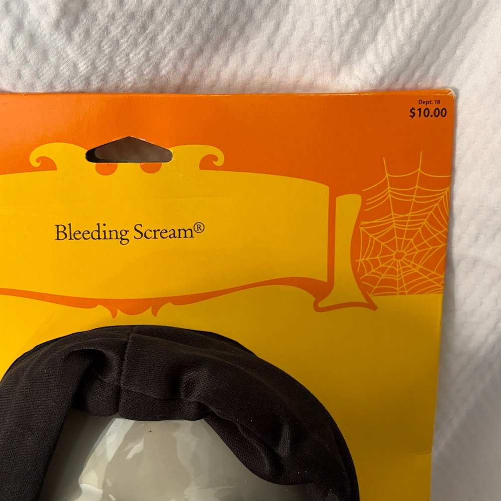 NIB Vintage Bleeding Scream Mask Walmart Exclusive Original Packaging - Picture 6 of 12